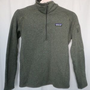 Patagonia Women's Olive Green Quarter-Zip Fleece